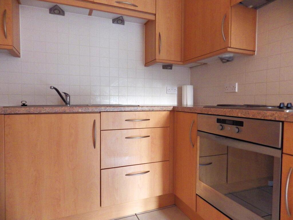 Apartment in Hemel Hempstead - View 5