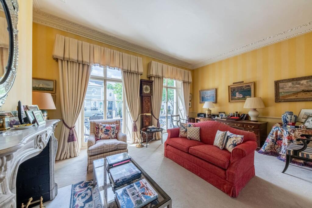 Addison Avenue, Holland Park - View 2