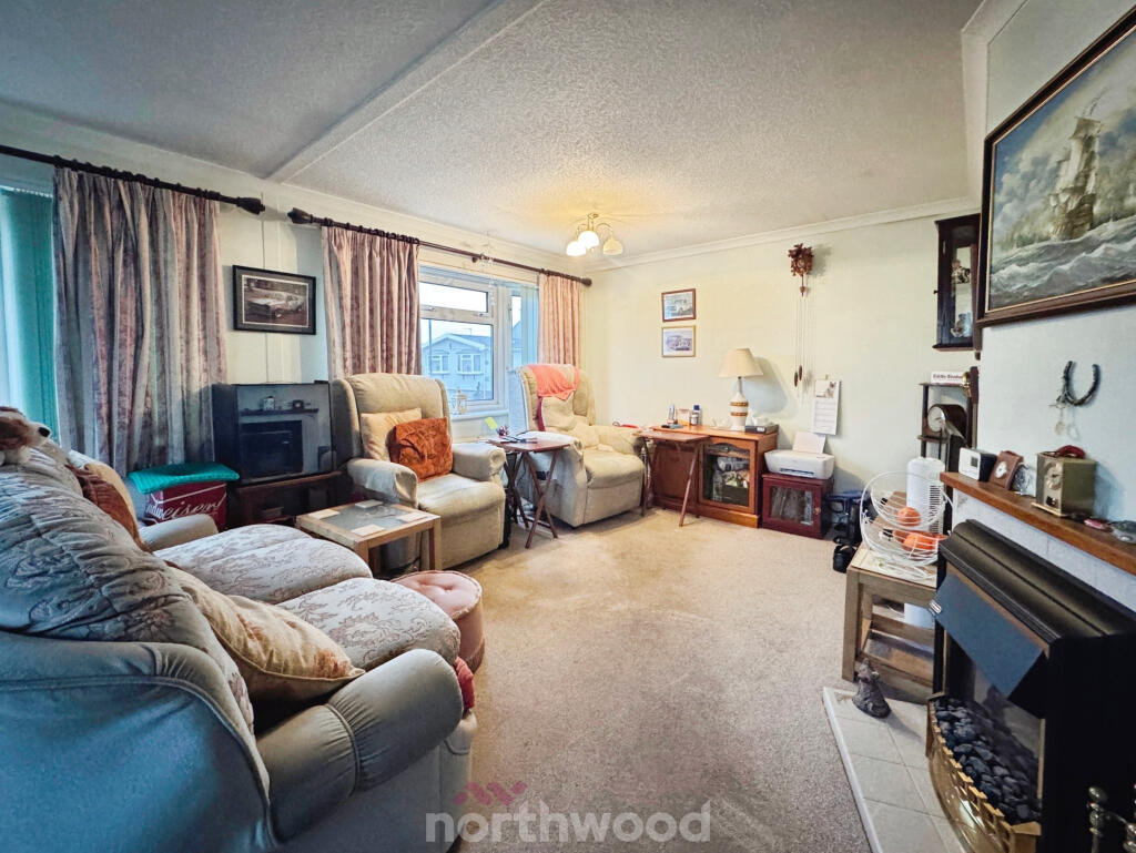 Palm Grove Court, Thorne, Doncaster, DN8 photo 4