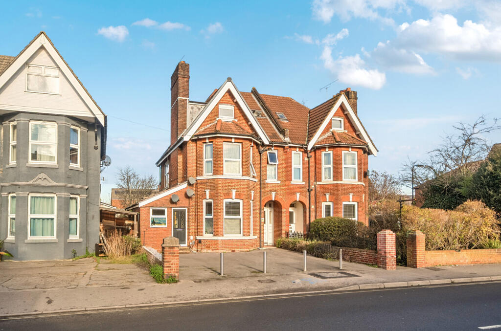 Main image of property: Howard Road, Southampton, Hampshire, SO15