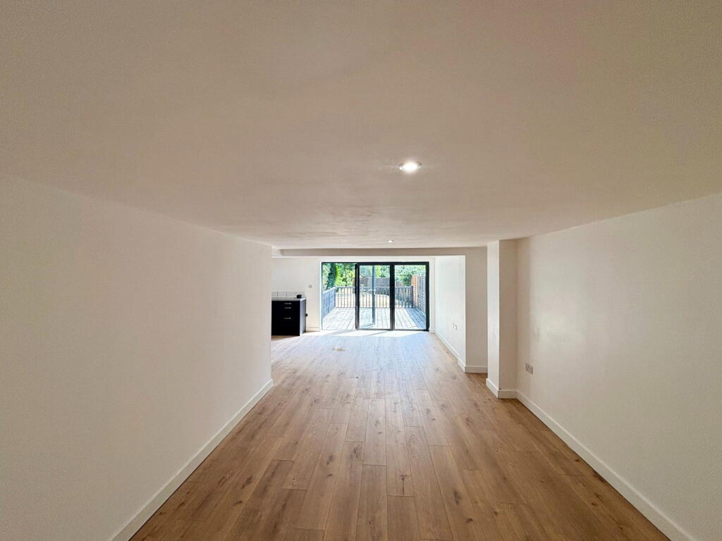Flat 4, 90 Victoria Road, Sutton Coldfield, B72 1SN – pohled 3