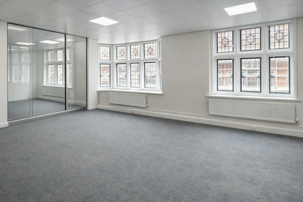 OFFICE 1.png