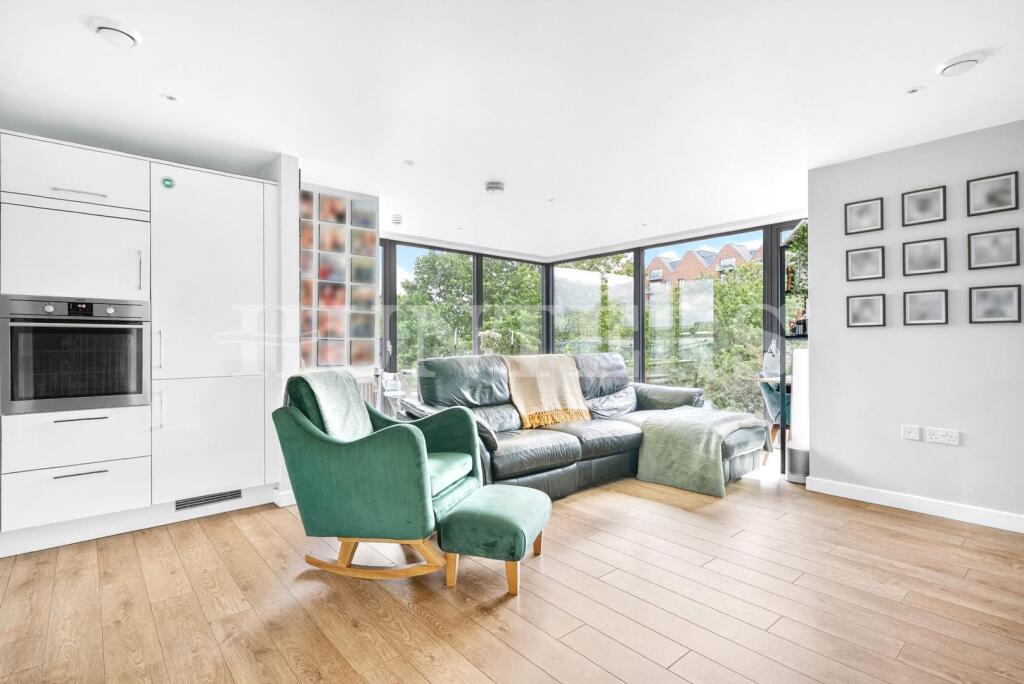 Main image of property: Lapwing Heights, London, N17