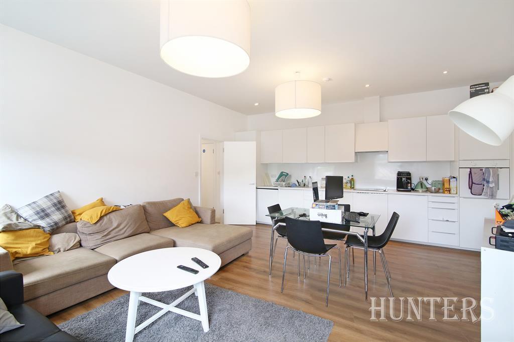 Apartment in London - View 5