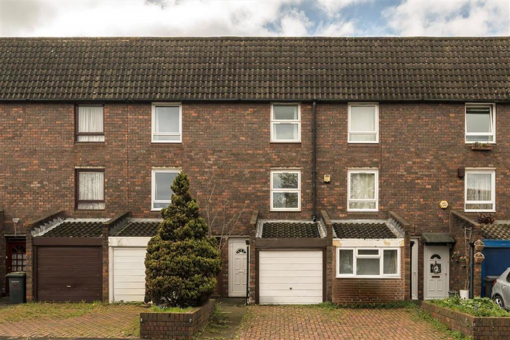 Main image of property: Slaithwaite Road, Lewisham