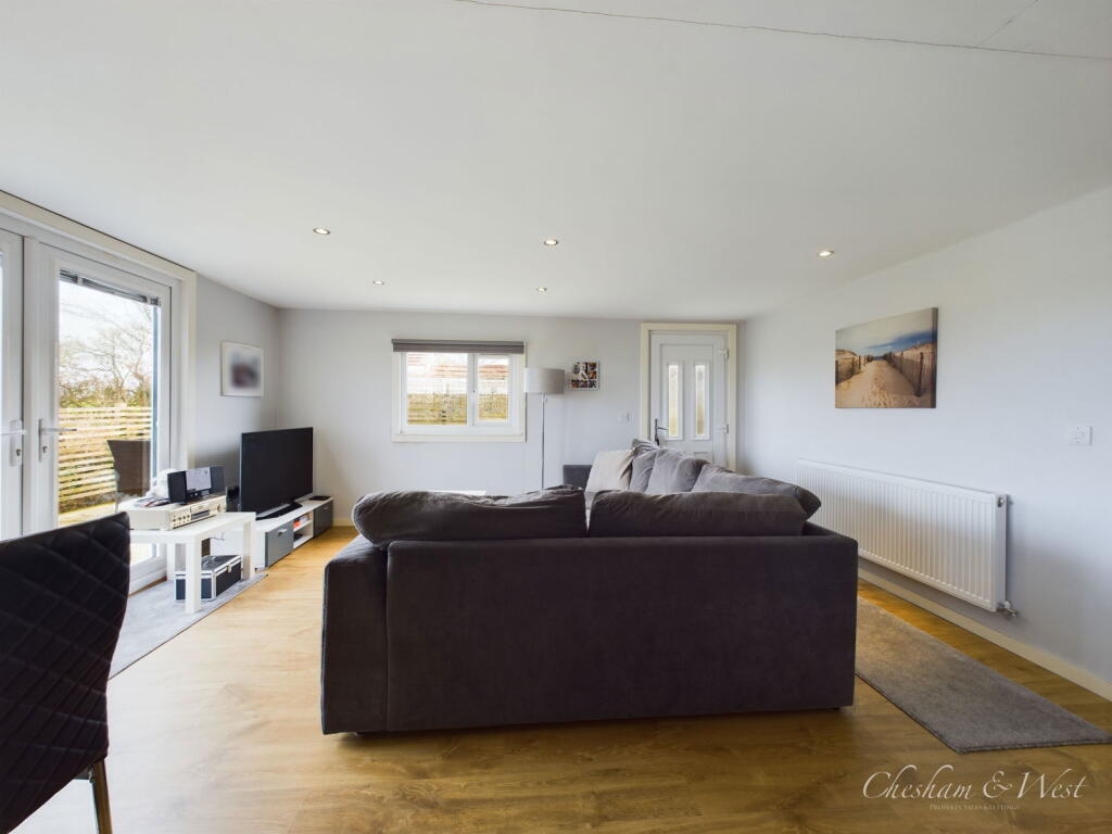 Larbreck Gardens, Garstang Road, PR3 photo 2