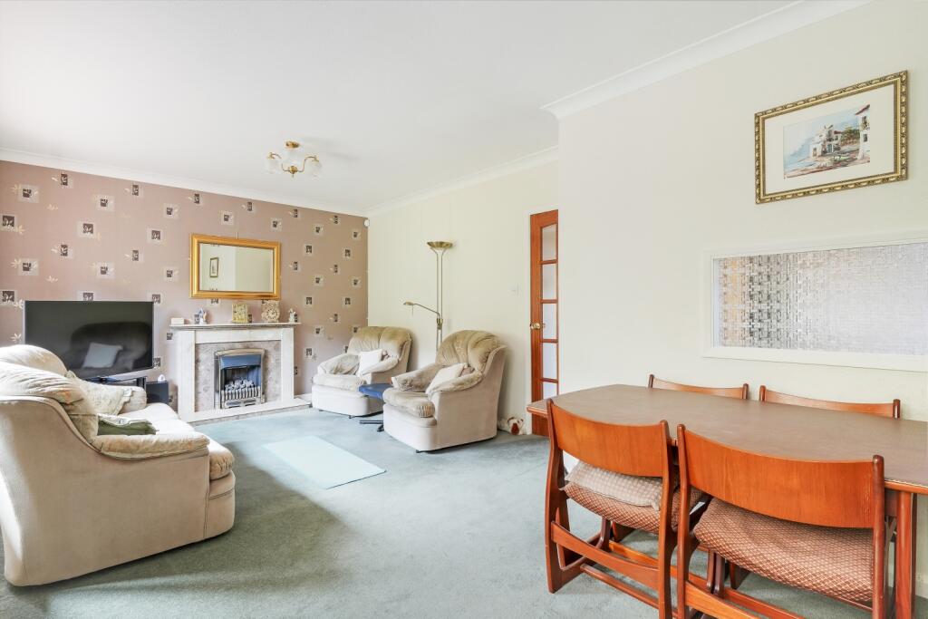 House in Sheffield, Bradway - View 3