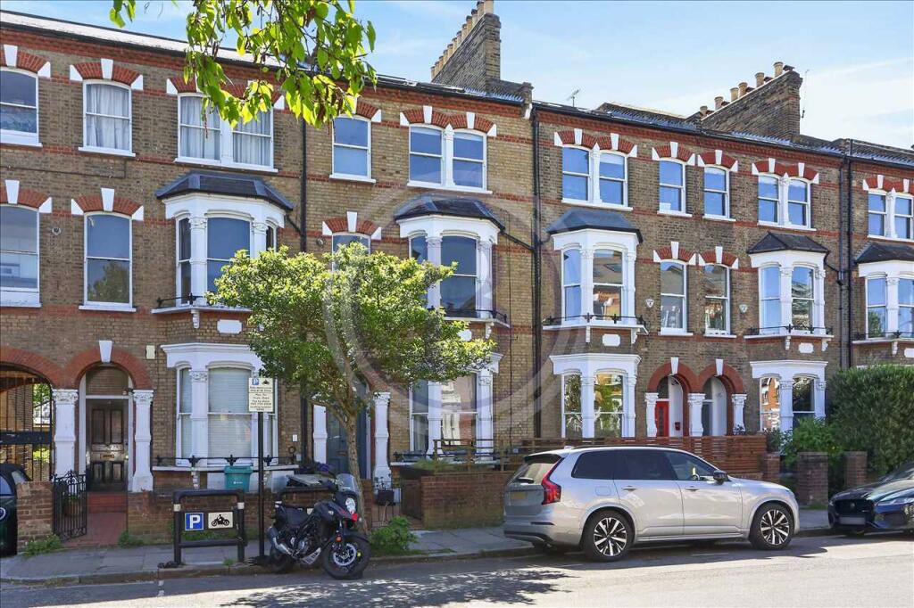 Apartment in London - View 4