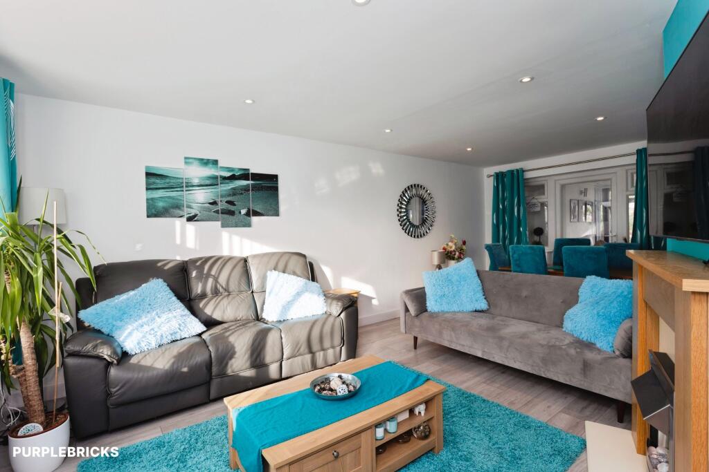 House in Charnwood, Shepshed - More