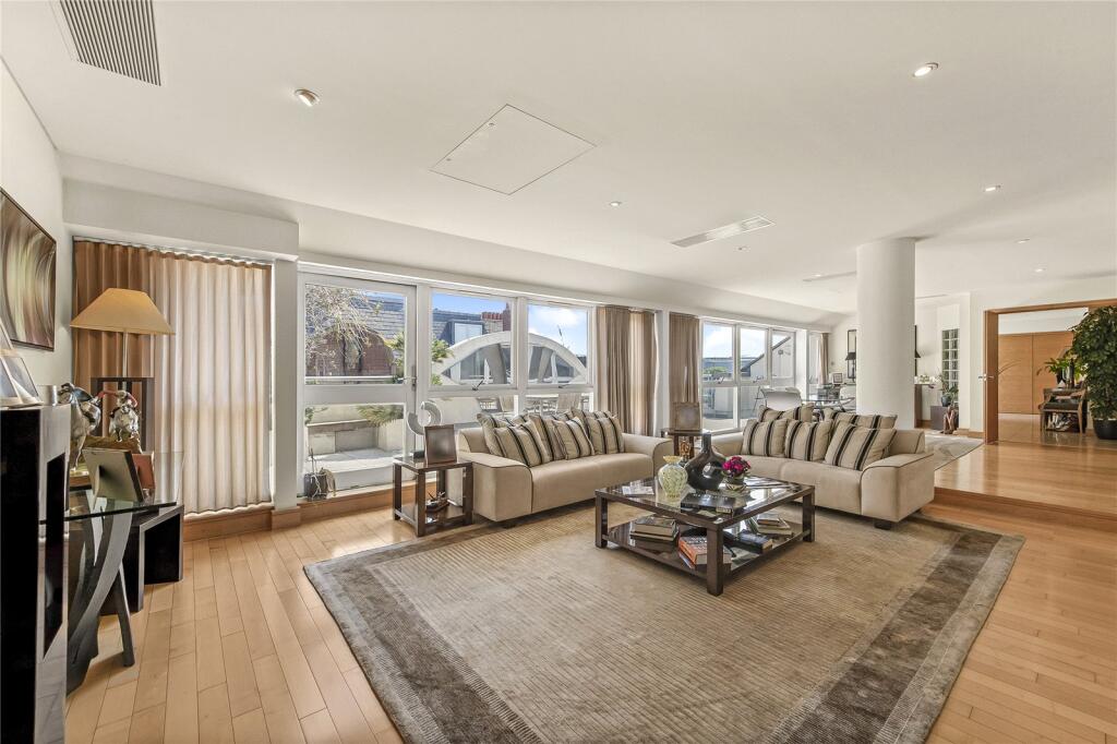 Apartment in London, City of Westminster - View 4