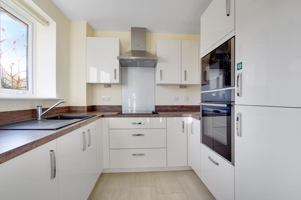 Main image of property: Outwood Lane, Chipstead, Surrey, CR5 3LU