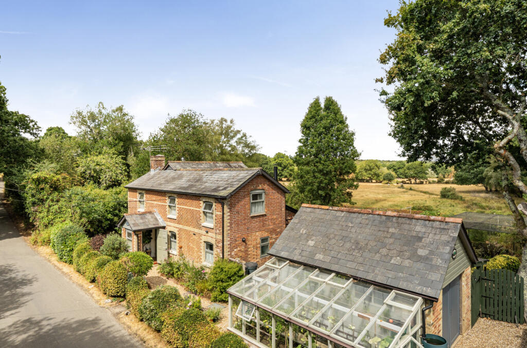 Main image of property: Shorts Hill, Nomansland, Salisbury, Wiltshire, SP5