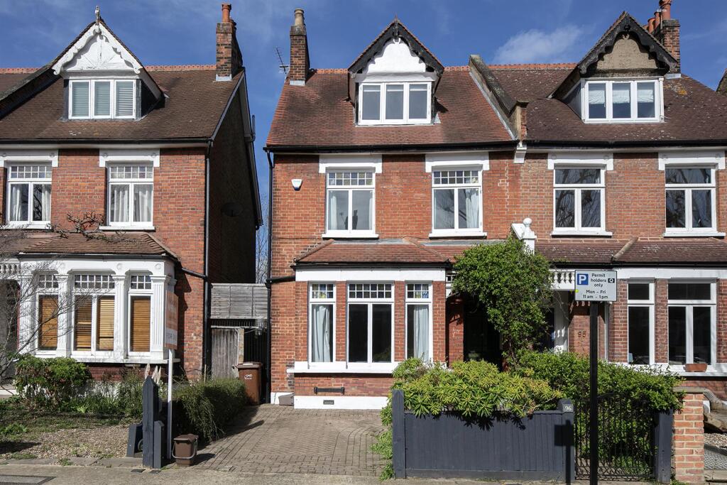Main image of property: Grove Park, Camberwell, SE5