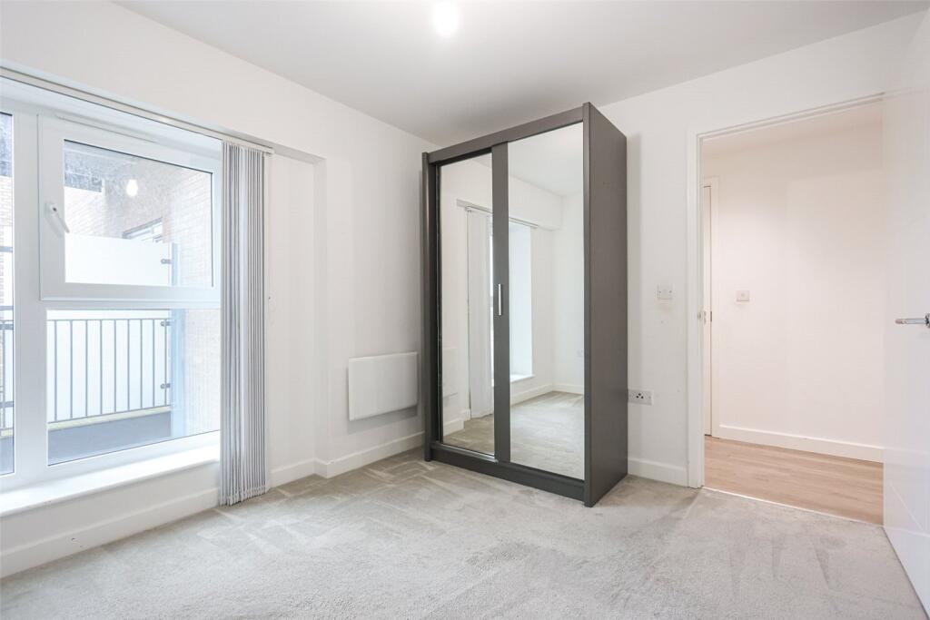 Apartment in London - More