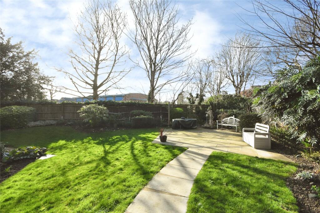 Main image of property: Broomfield Road, Chelmsford, Essex, CM1