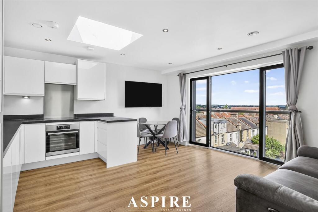 Main image of property: London Road, Westcliff-On-Sea