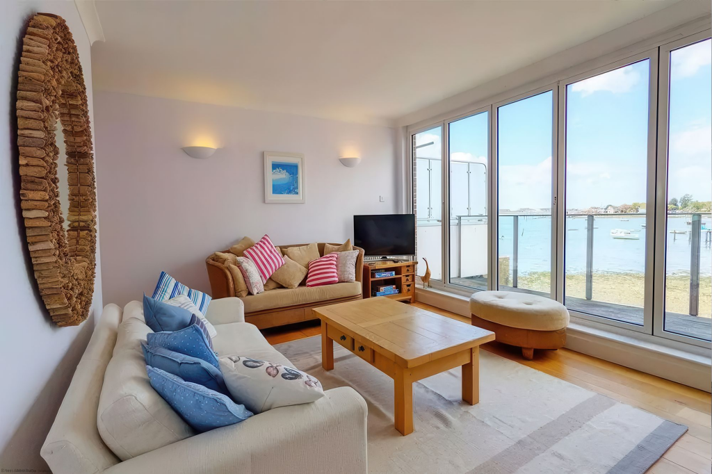House in Havant, Emsworth - View 5