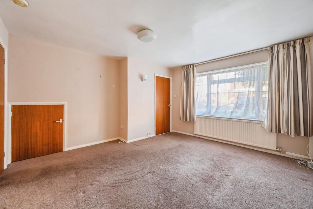 Wren Park Close, Findern, DERBY photo 2