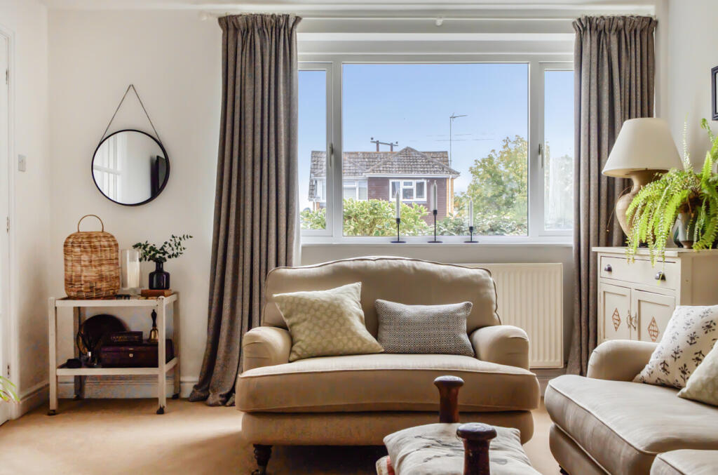 House in Highworth, Swindon - View 5