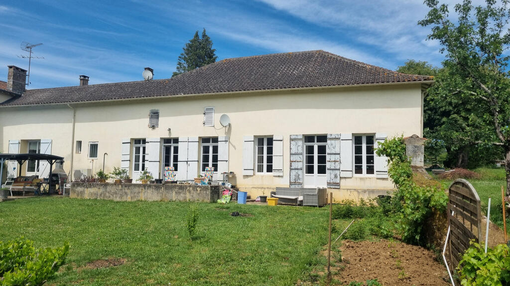 Main image of property: Saint Martrin le Pin, Dordogne, Nouvelle-Aquitaine