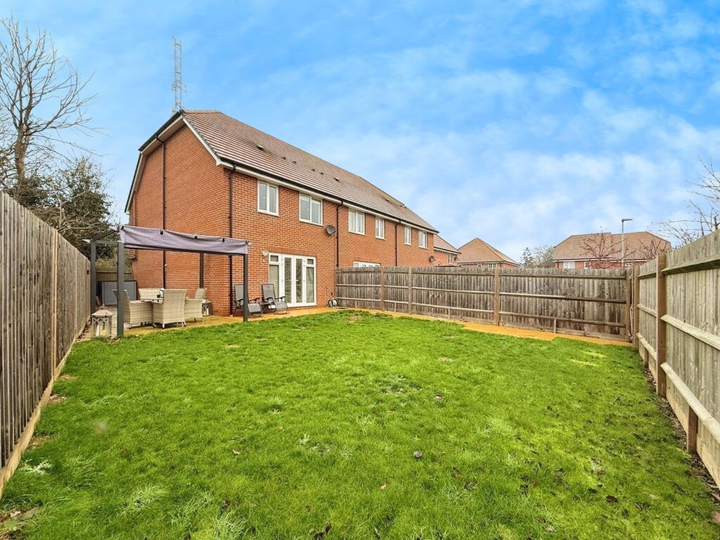 Main image of property: Sumner Chase, Binfield, Bracknell