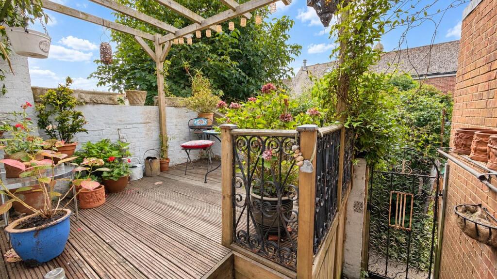 House in Tonbridge - View 5