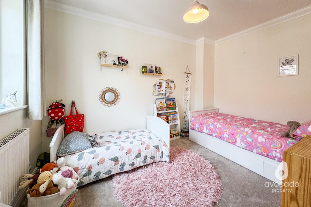 House in Arborfield - More