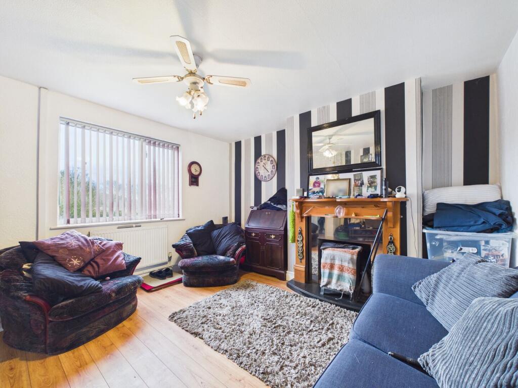 Coronation Crescent, Madeley, Telford, TF7 5EH photo 3