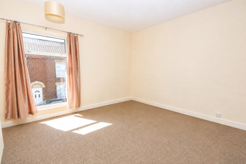 House in Norwich, New Catton - More