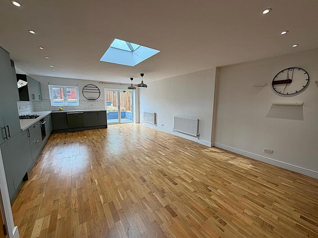 House in Dartford, Kent - More