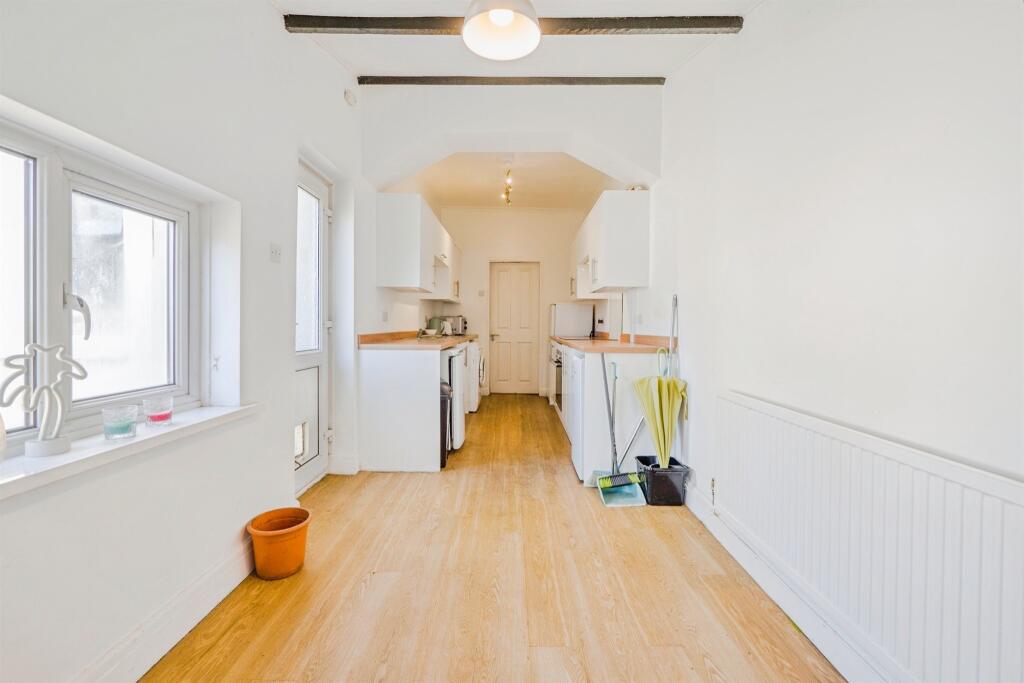 House in Cardiff - View 5