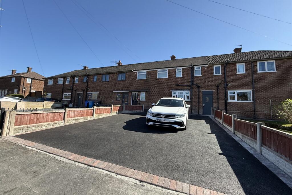 Main image of property: Crofton Road, Runcorn, WA7 4DU