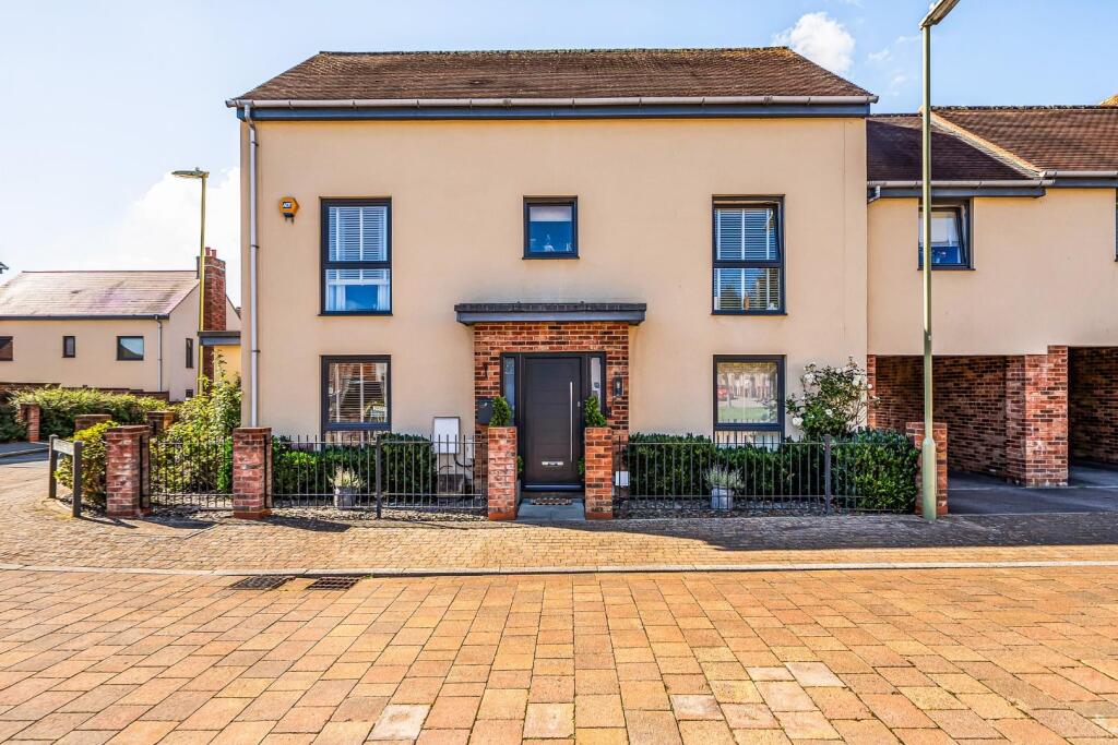 Main image of property: Landrace Square, Waterlooville