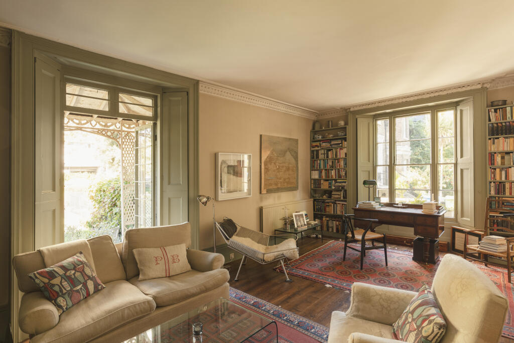 House in London - View 4