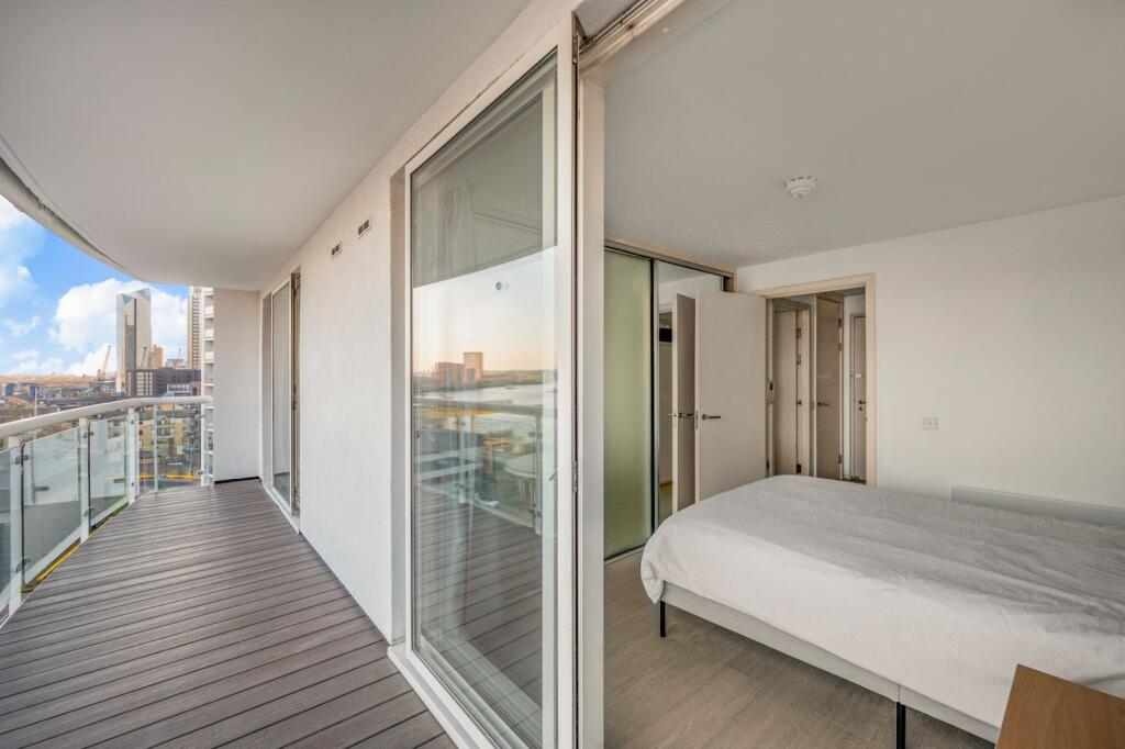 Main image of property: Aurora Building,
164 Blackwall Way, E14