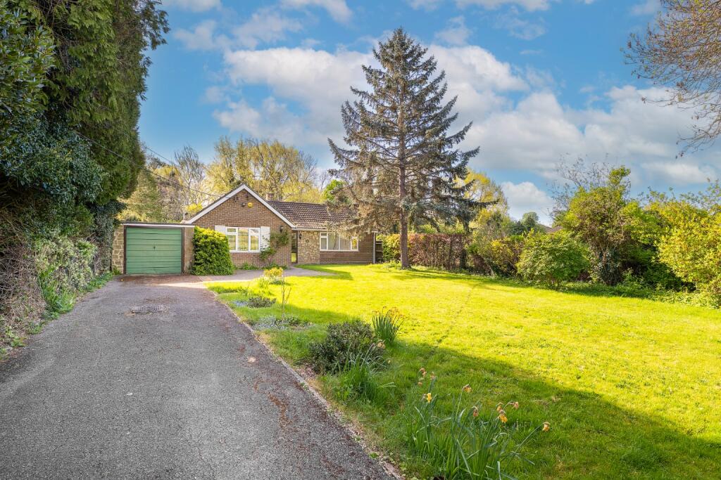 4-bed detached on Aston Clinton, £600,000