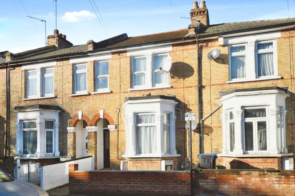 Main image of property: Russell Road, Bounds Green, London, N13