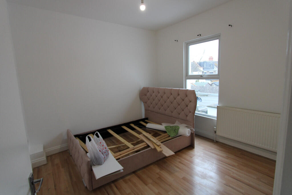 Main image of property: Woodside Green, London, SE25
