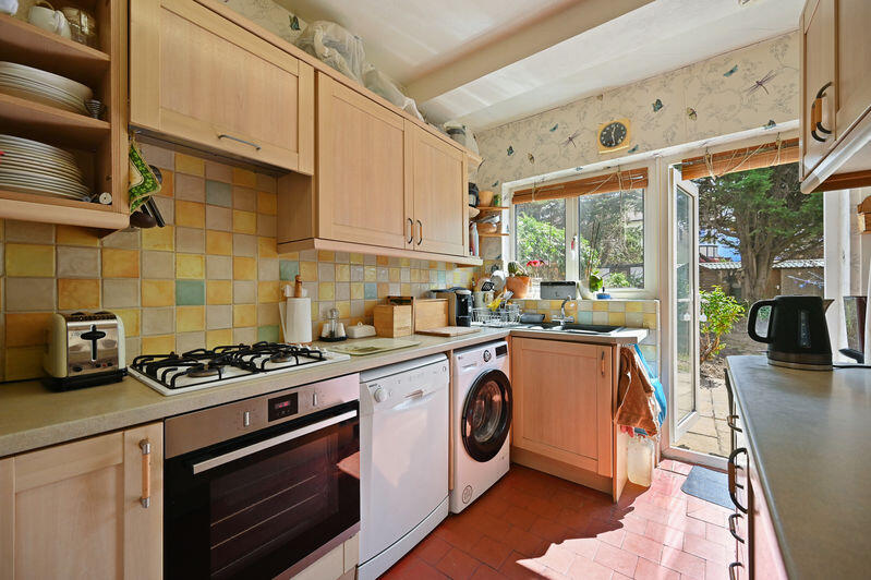 House in Harrow - View 4