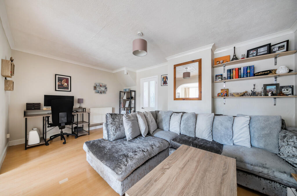House in Slough - View 4