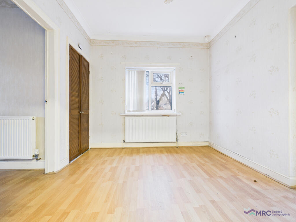 House in Hull - View 4