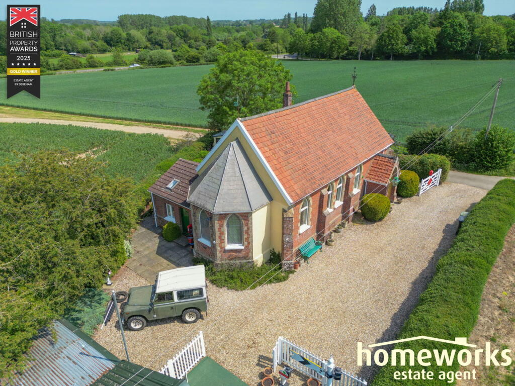 House in Breckland, Scarning - View 3