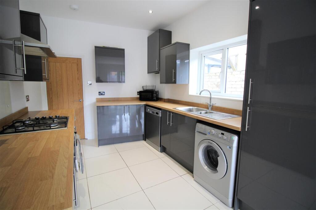 House in Portsmouth - View 4