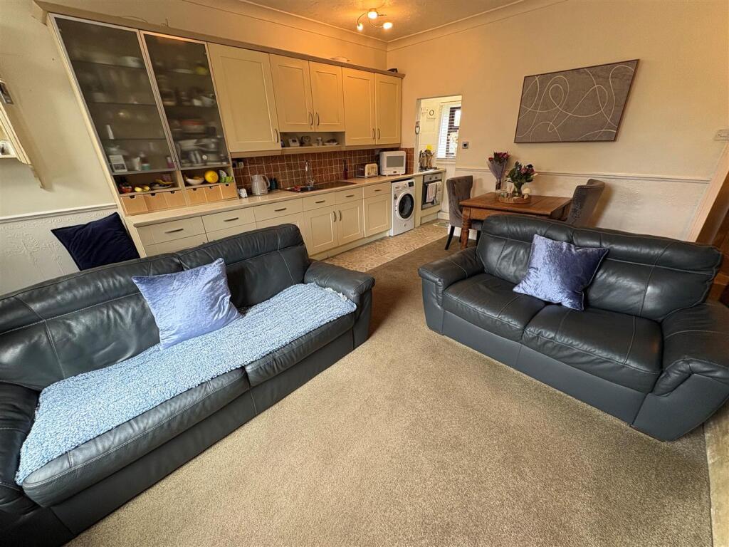 Additional image 6 of Moor Lane, Gomersal, Cleckheaton