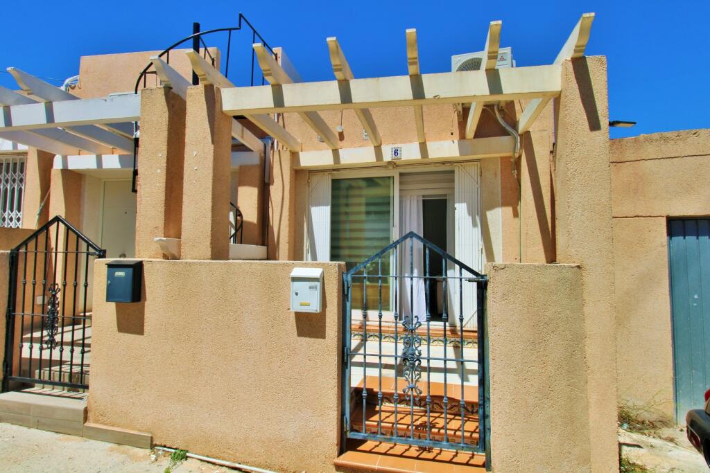 Main image of property: Valencia, Alicante, Villamartin