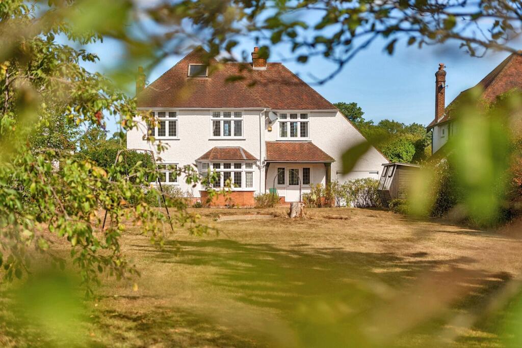 House in Elmbridge, Surrey - View 5