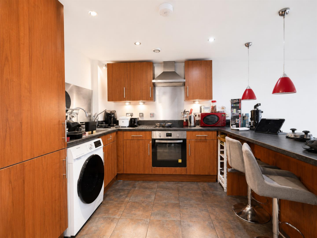 Apartment in Liverpool - View 4