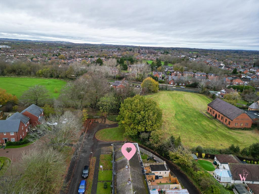 Handley Hill, Winsford photo 2