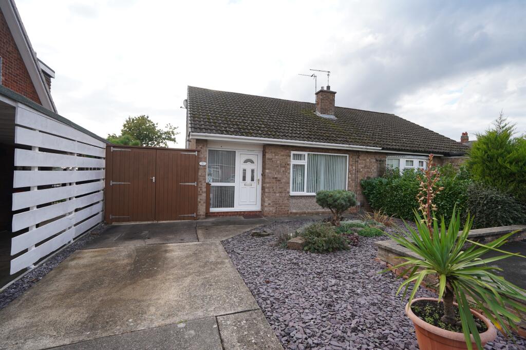 2 Bedroom Bungalow in NG3 7HF