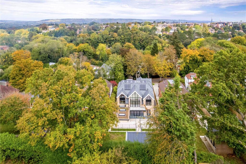 Main image of property: Oakhill Road, Sevenoaks, Kent, TN13